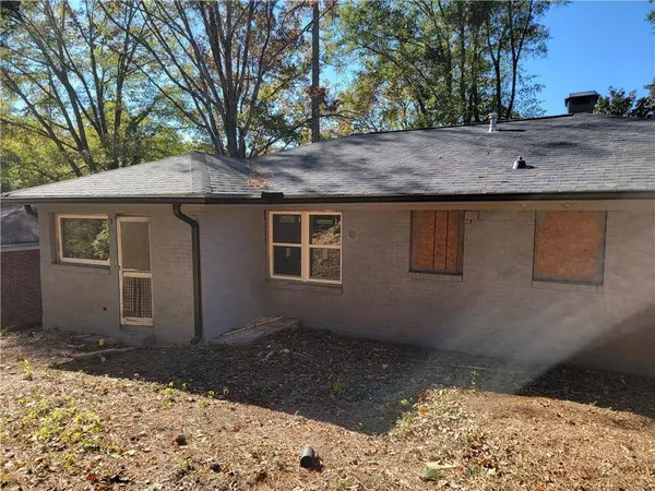 2885 Dale Creek DR NW, Atlanta, GA 30318