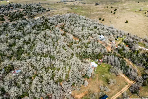 391 Wilbarger Creek Dr, Elgin, TX 78621