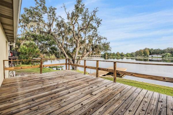 5413 RIVERHILLS DR, Temple Terrace, FL 33617