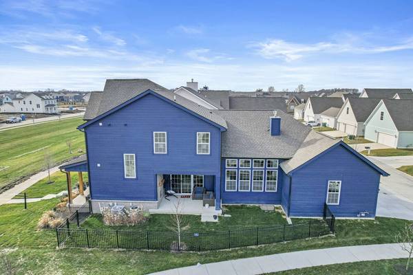 15285 Fairlands DR, Westfield, IN 46074