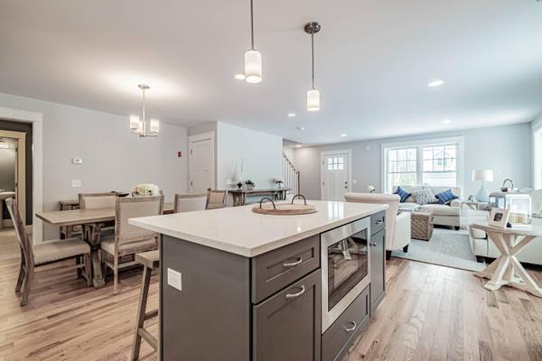 6 Camden Drive, Kennebunk, ME 04043