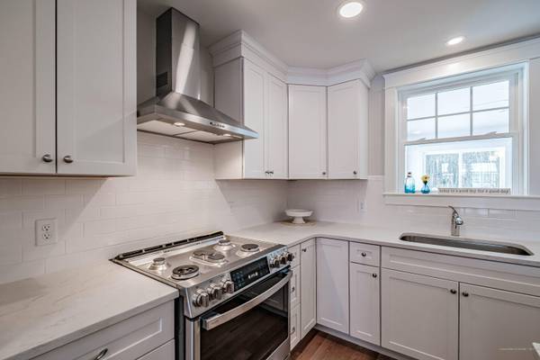 6 Camden Drive, Kennebunk, ME 04043