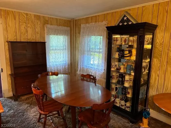 63 Hamilton St, Somerville Boro, NJ 08876