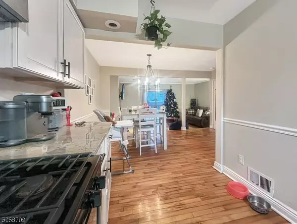 3 Chestnut Ct, High Bridge Boro, NJ 08829