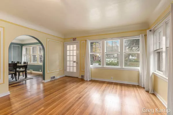 252 Dale NE Street, Grand Rapids, MI 49505