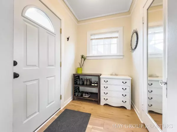 1435 Jennette NW Avenue, Grand Rapids, MI 49504