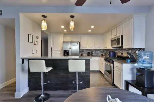 341 N Melrose DR #C, Vista, CA 92083