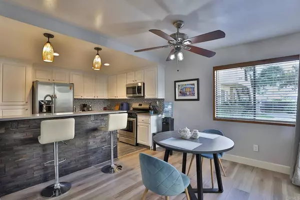 341 N Melrose DR #C, Vista, CA 92083