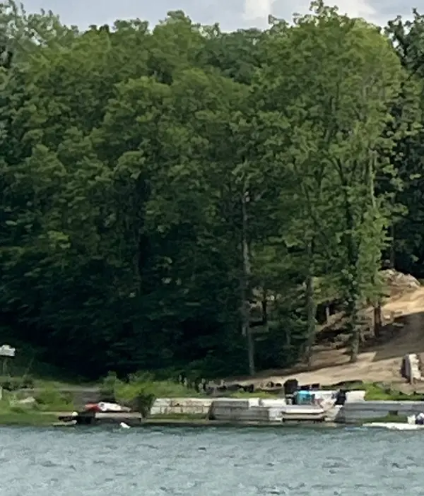 7814 NW Scenic Dr, Kansas City, MO 64152