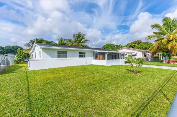 14530 NW 12th Ave, Miami, FL 33168