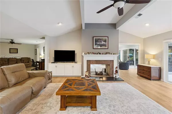 21 Oyster Bay PL, Hilton Head Island, SC 29926