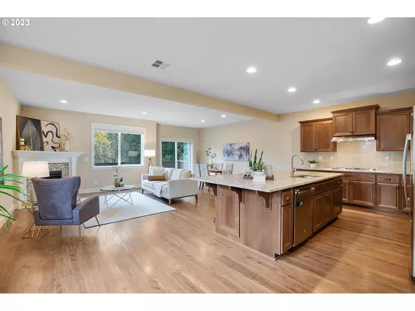 3819 SE WILLAMETTE AVE, Hillsboro, OR 97123