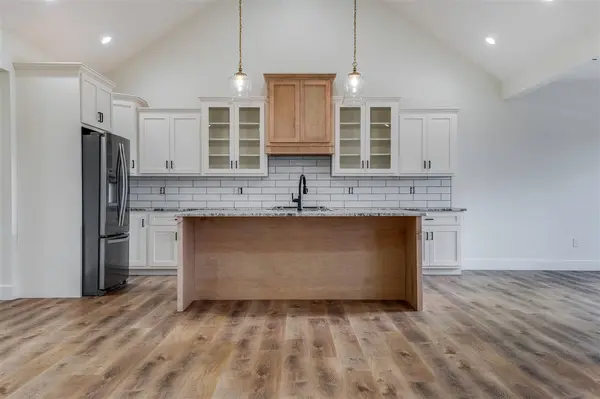 102 McCutchen Court, Auburn, KY 42206