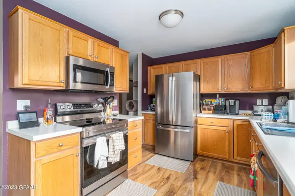 5173 7TH Avenue N, Grand Forks, ND 58203