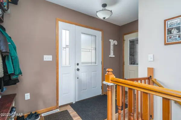 5173 7TH Avenue N, Grand Forks, ND 58203