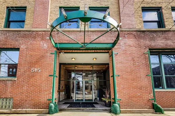 515 N Noble Street #111, Chicago, IL 60642
