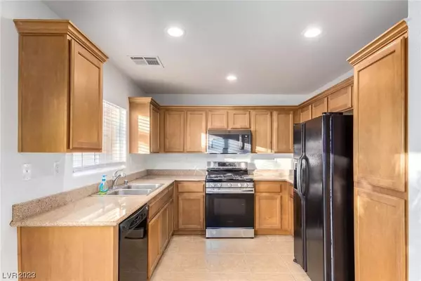 7531 Desert Lupine Street, Las Vegas, NV 89139