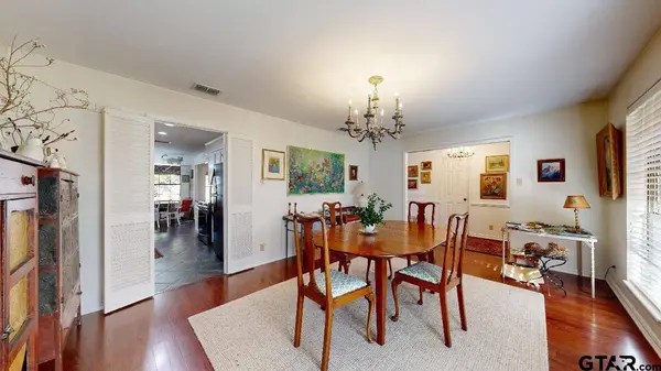 509 Carriage Dr, Tyler, TX 75703