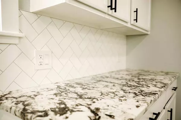 2636 Fm 2543, Yoakum, TX 77995