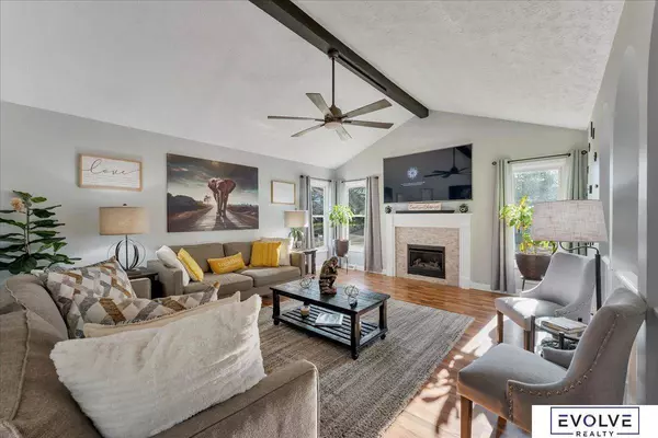 3106 Lynnwood Drive, Bellevue, NE 68123