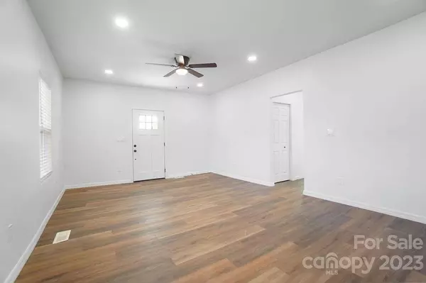 123 Duff ST, Gastonia, NC 28054