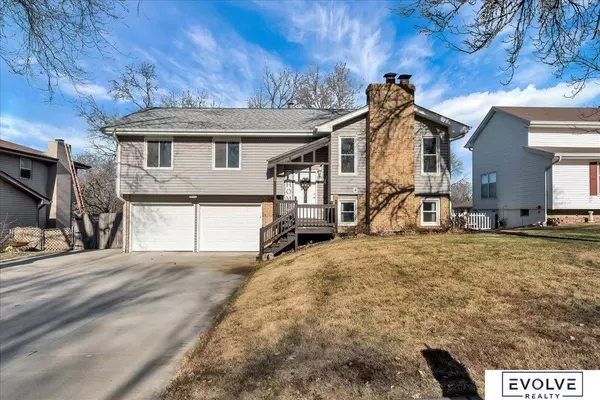 3106 Lynnwood Drive, Bellevue, NE 68123