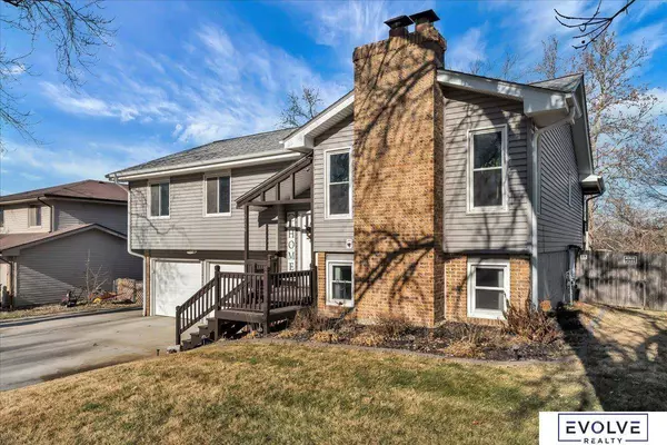 3106 Lynnwood Drive, Bellevue, NE 68123