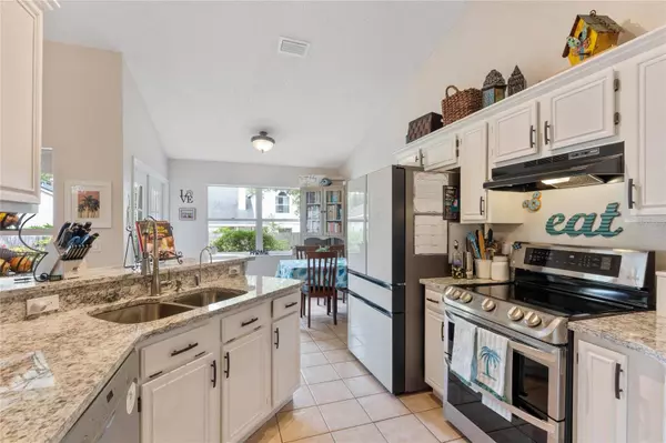 1215 MOSES CREEK CT, Oviedo, FL 32765