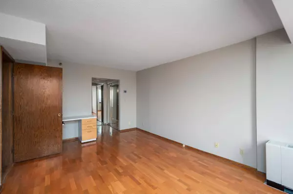 220 Broadway AVE S #15, Rochester, MN 55904