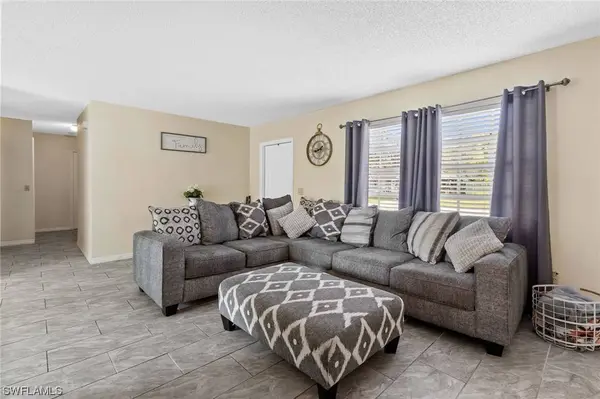 4043 E Sunflower CIR, Labelle, FL 33935