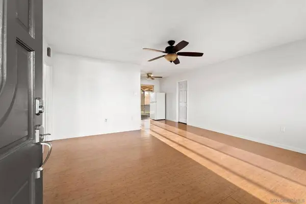 4220 Clairemont Dr, San Diego, CA 92117