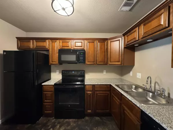 1100 Ava Lane, Paragould, AR 72450