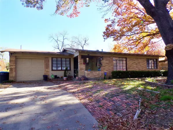 4749 Melita Avenue, Fort Worth, TX 76133