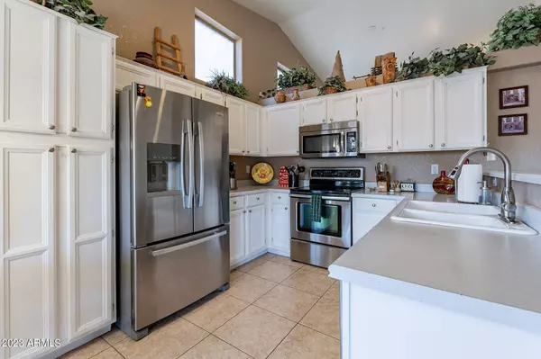 1937 E Fellars Drive, Phoenix, AZ 85022