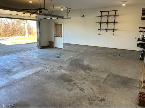 1 Edinburgh WAY, St. Clairsville, OH 43950