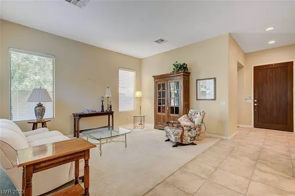 19 Levan Hills Trail, Henderson, NV 89052