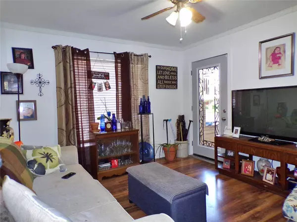 4749 Melita Avenue, Fort Worth, TX 76133