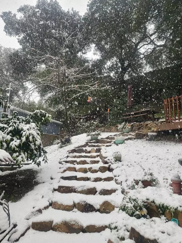 2787 Painted Cave Road, Santa Barbara, CA 93105