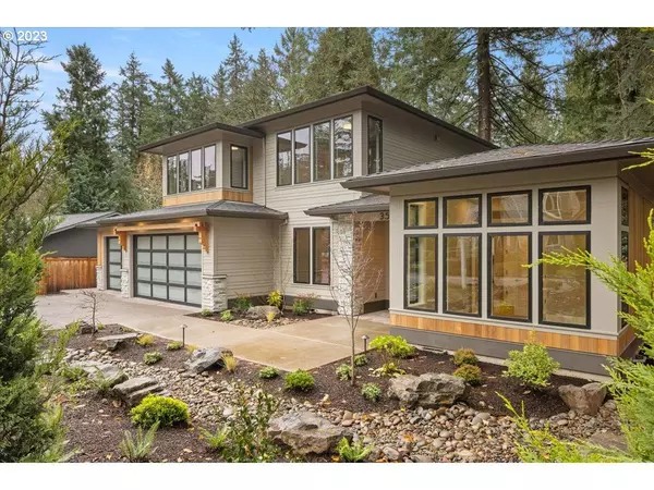 3520 LAKE GROVE AVE, Lake Oswego, OR 97035