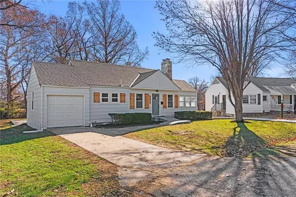 9831 E 68 TER, Raytown, MO 64133