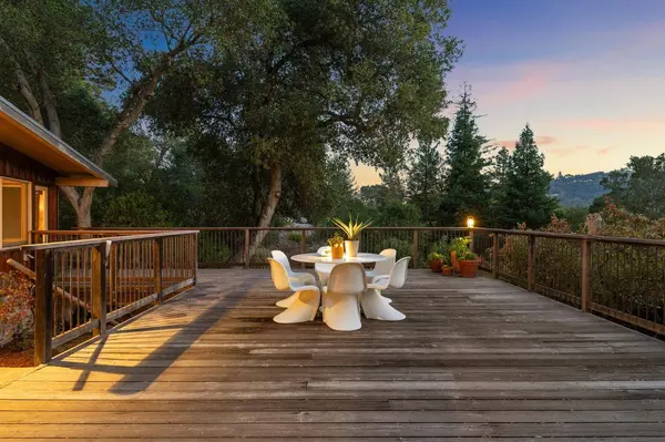 15 Scenic CT, Orinda, CA 94563
