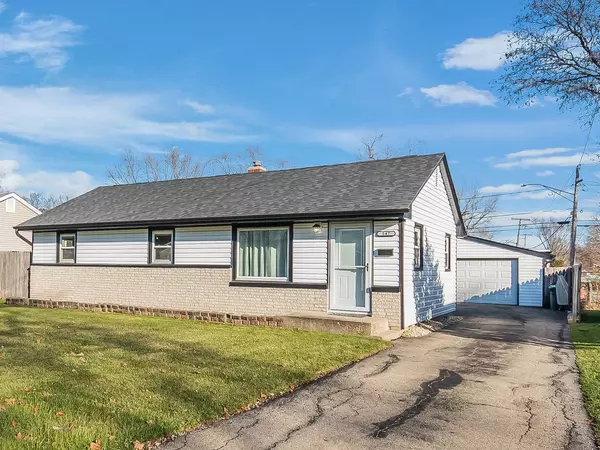 547 Westgate Drive, Aurora, IL 60506