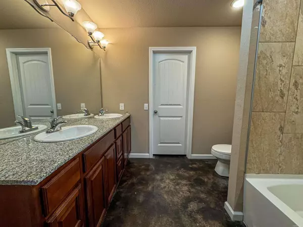 1100 Ava Lane, Paragould, AR 72450