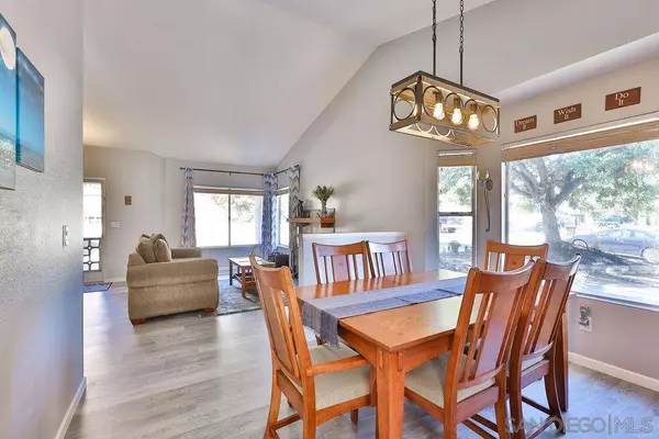 10246 Los Nopalitos, Lakeside, CA 92040