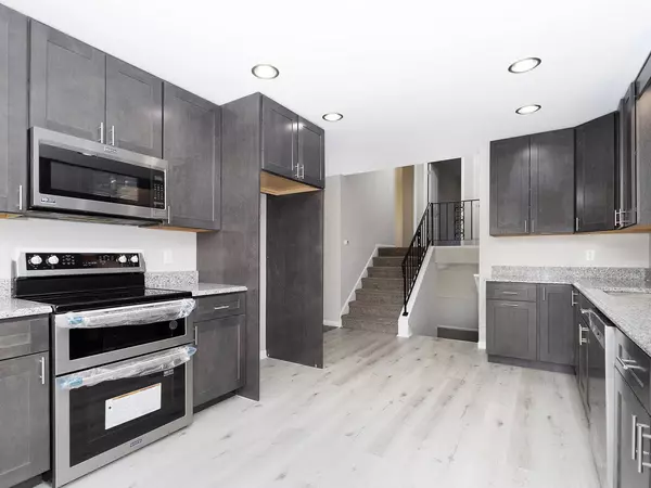 920 W Kennedy RD, Braidwood, IL 60408