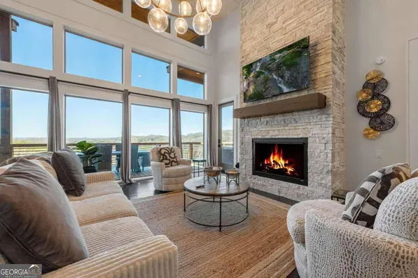 384 Weaver Creek Overlook #8, Blue Ridge, GA 30513