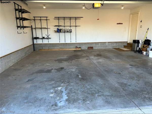 1 Edinburgh WAY, St. Clairsville, OH 43950