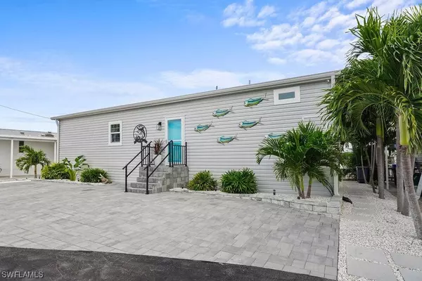 2970 Skipper LN, Other, FL 33956