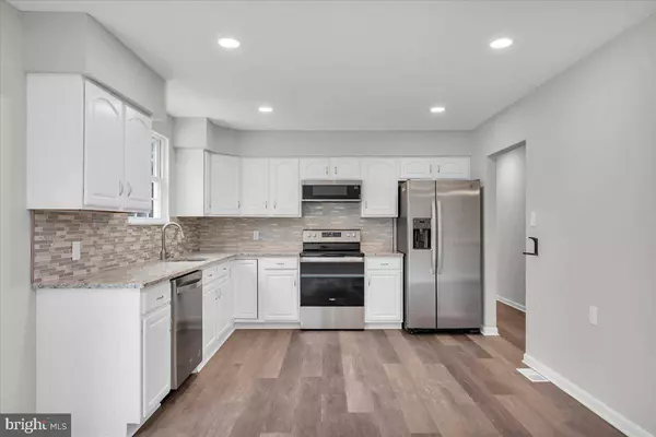 515 GRANT AVE, Waterford Works, NJ 08089