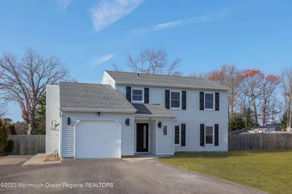 501 Gudvangen Street, Toms River, NJ 08753